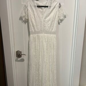 Elegant White Lace Dress